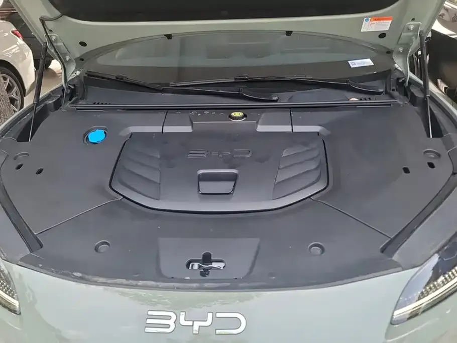 BYD Seal 06GT — фото 10