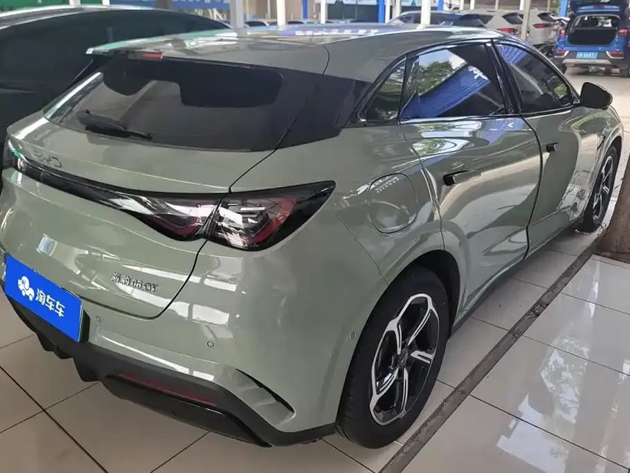 BYD Seal 06GT — фото 8