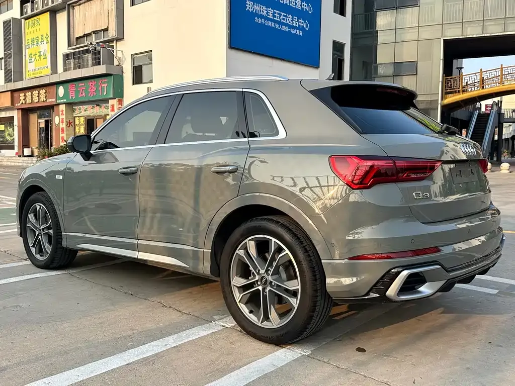Audi Q3 — фото 9
