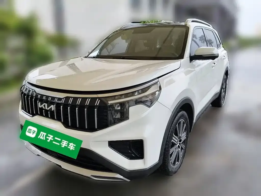 Kia Sportage — фото 1