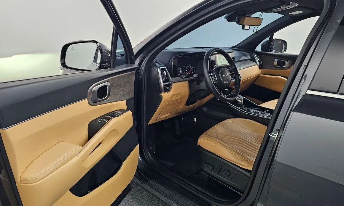 Kia Sorento — фото 7
