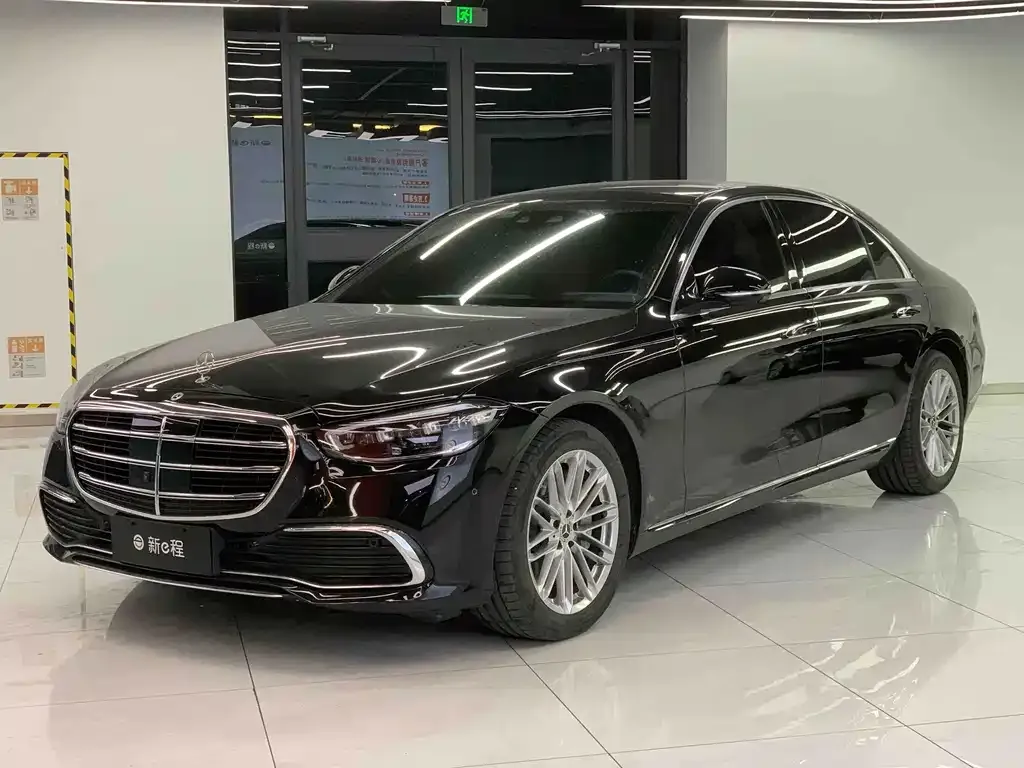 Mercedes-Benz S-Class — фото 1