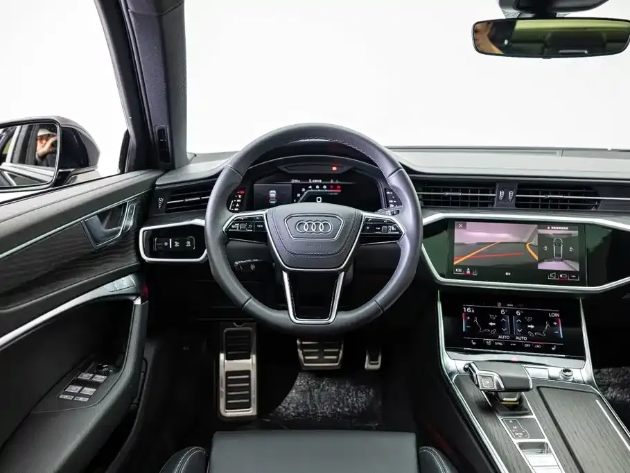 Audi A6L — фото 5