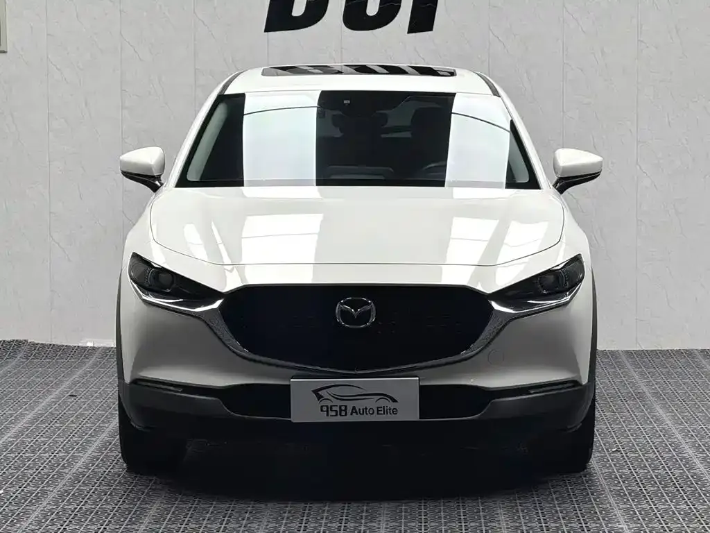 Mazda CX-30 — фото 10