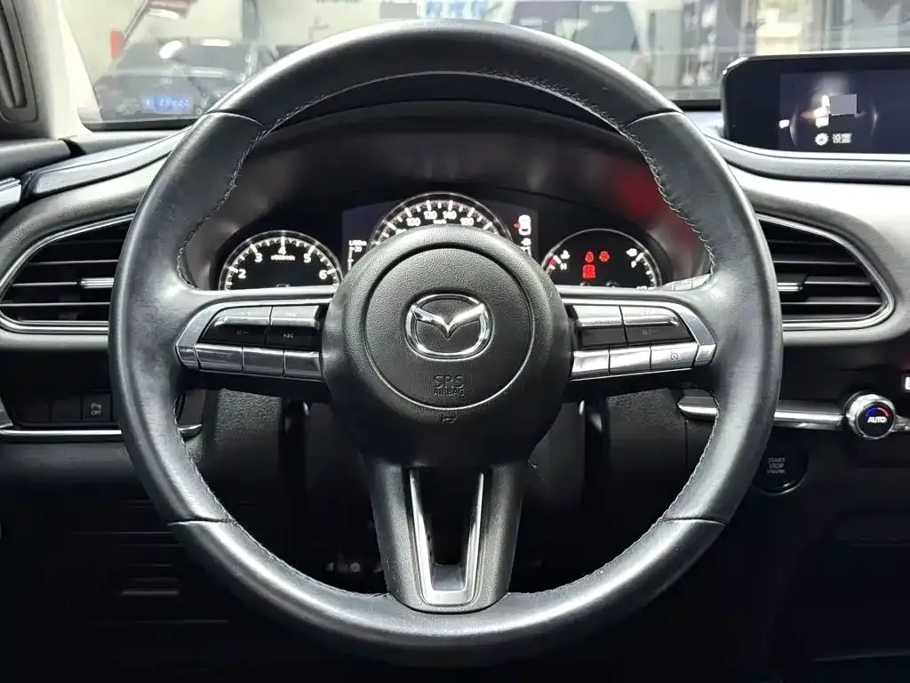 Mazda CX-30 — фото 7