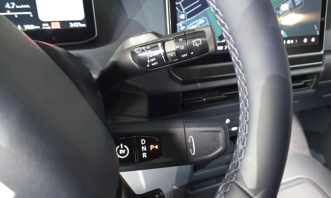Kia PV5 — фото 6