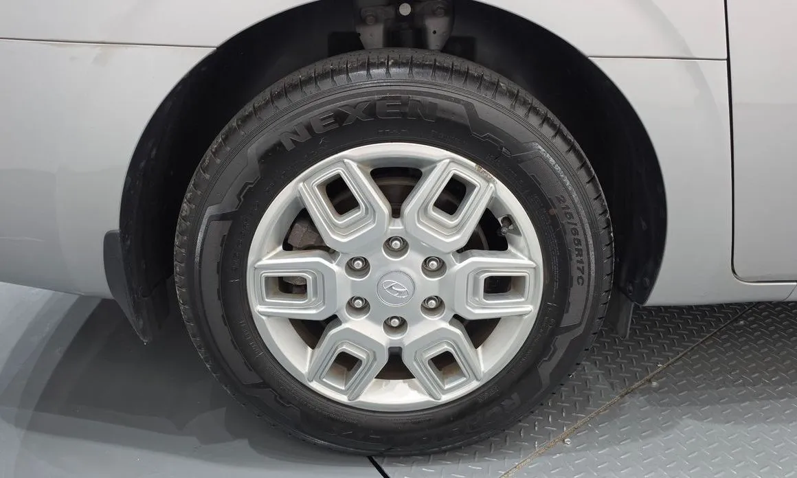 Hyundai Staria — фото 2