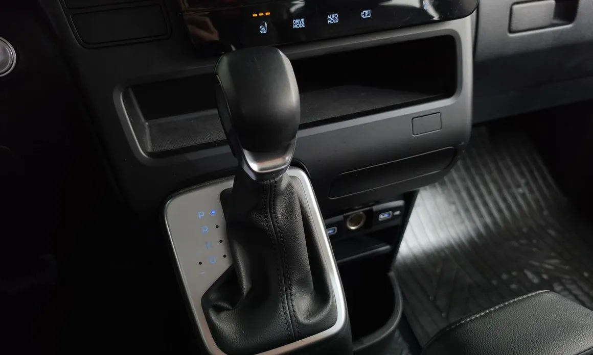 Hyundai Staria — фото 4