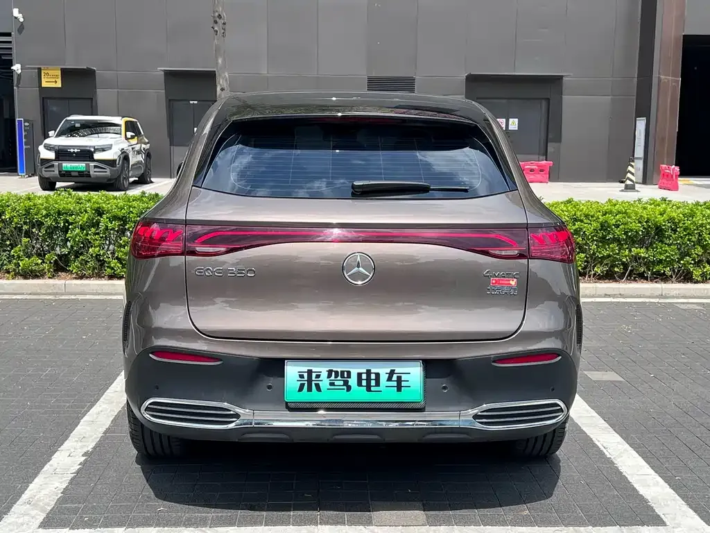 Mercedes-Benz EQE SUV — фото 2