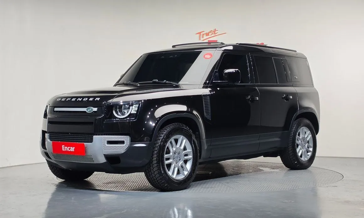 Land Rover Defender — фото 1