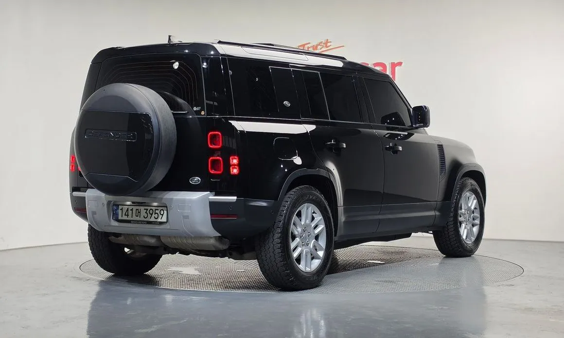 Land Rover Defender — фото 5