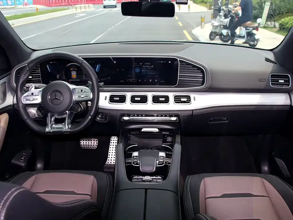 Mercedes-Benz GLE AMG — фото 2