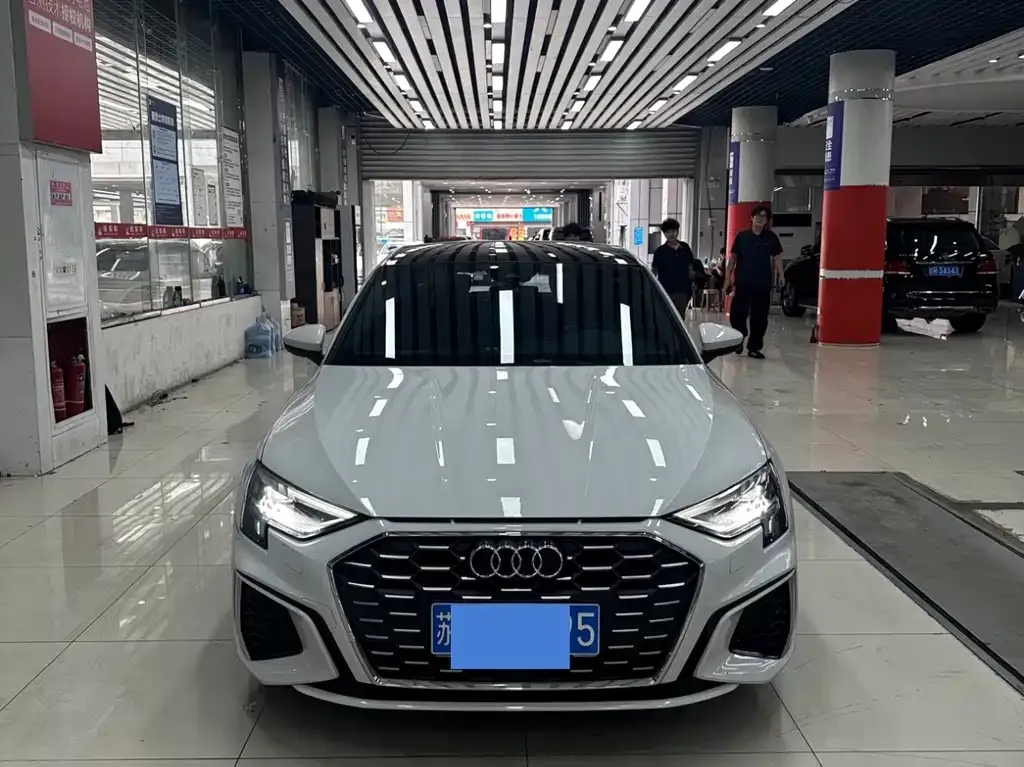Audi A3 — фото 2