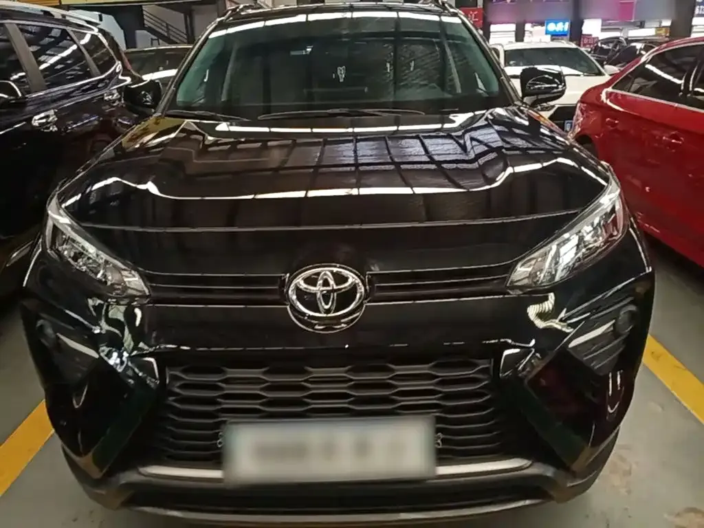 Toyota Wildlander — фото 9