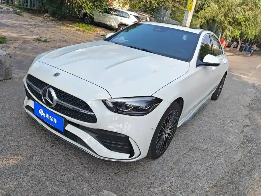 Mercedes-Benz C-Class — фото 1