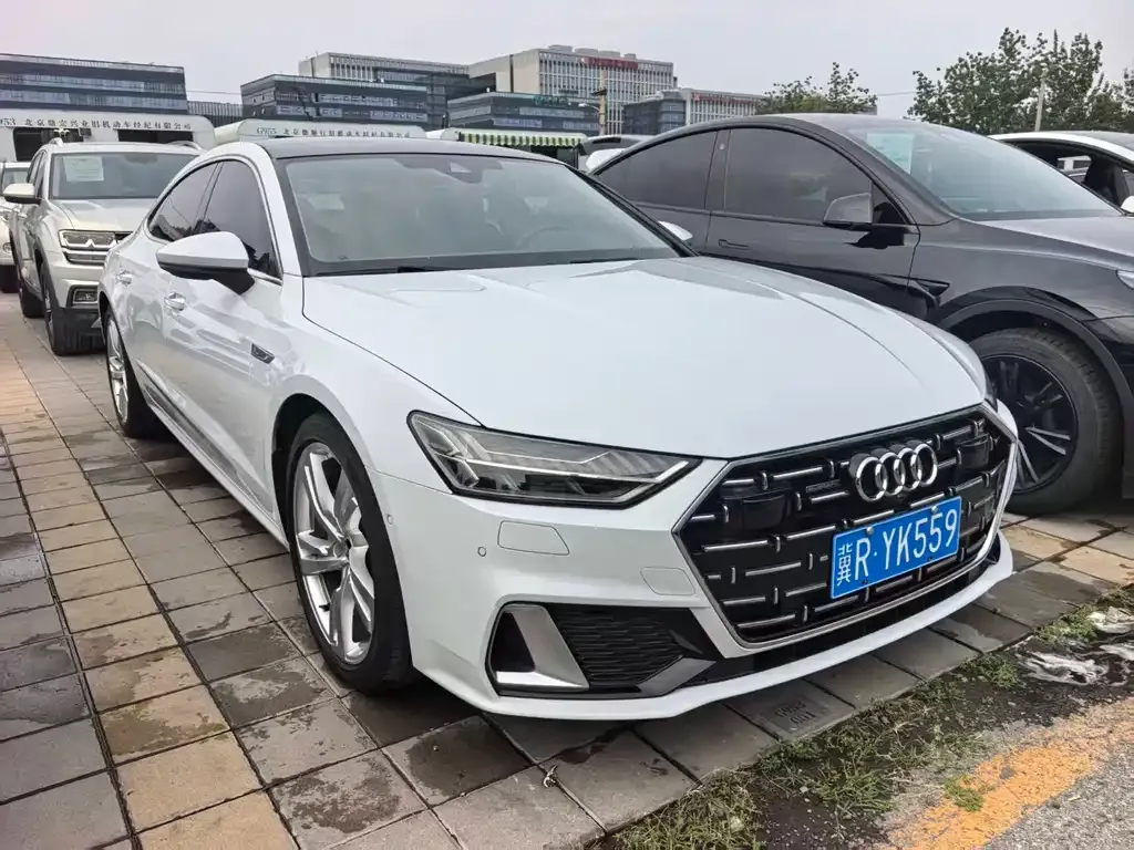 Audi A7L — фото 4