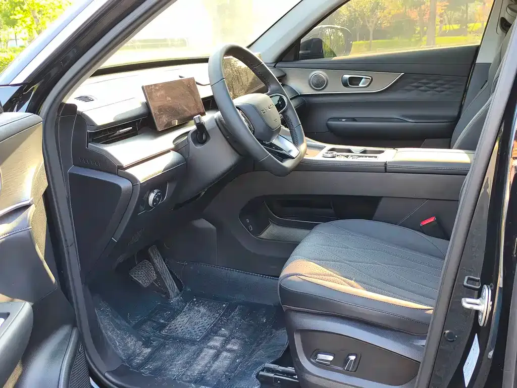 Chery Tiggo 8 PLUS — фото 8