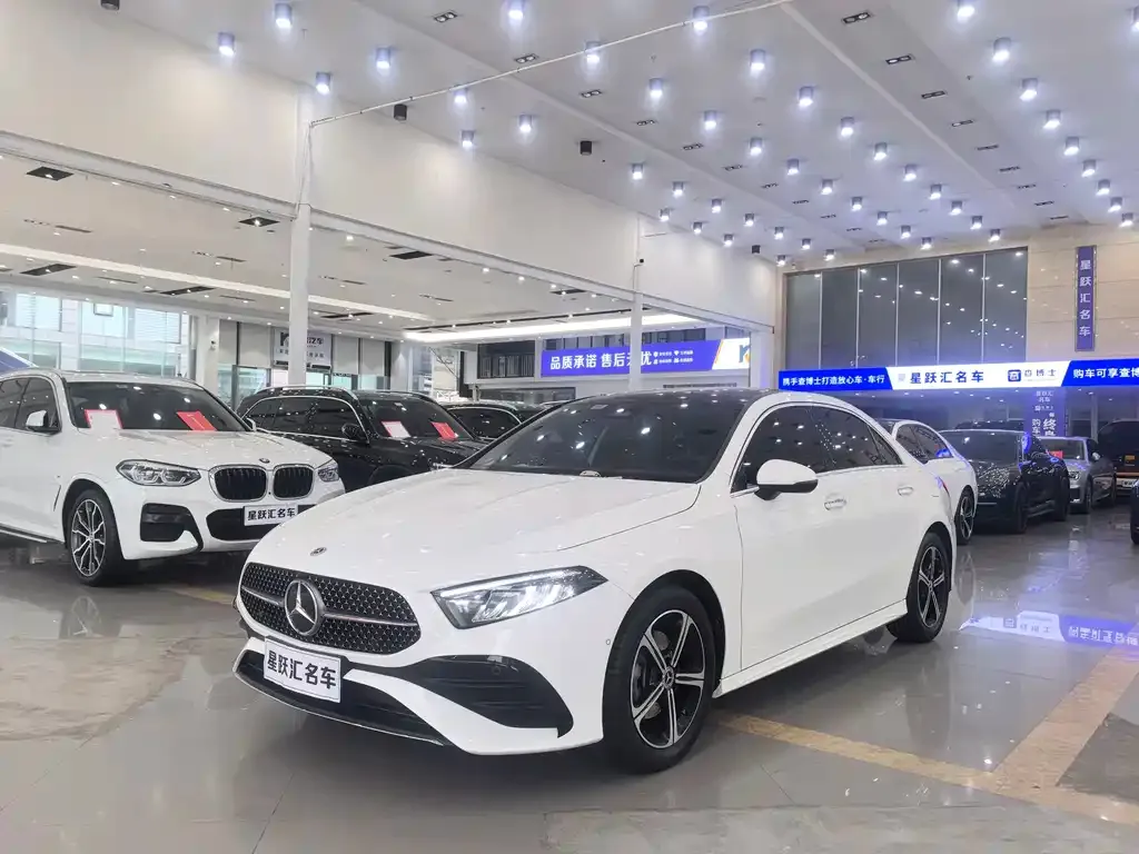 Mercedes-Benz A-Class — фото 1