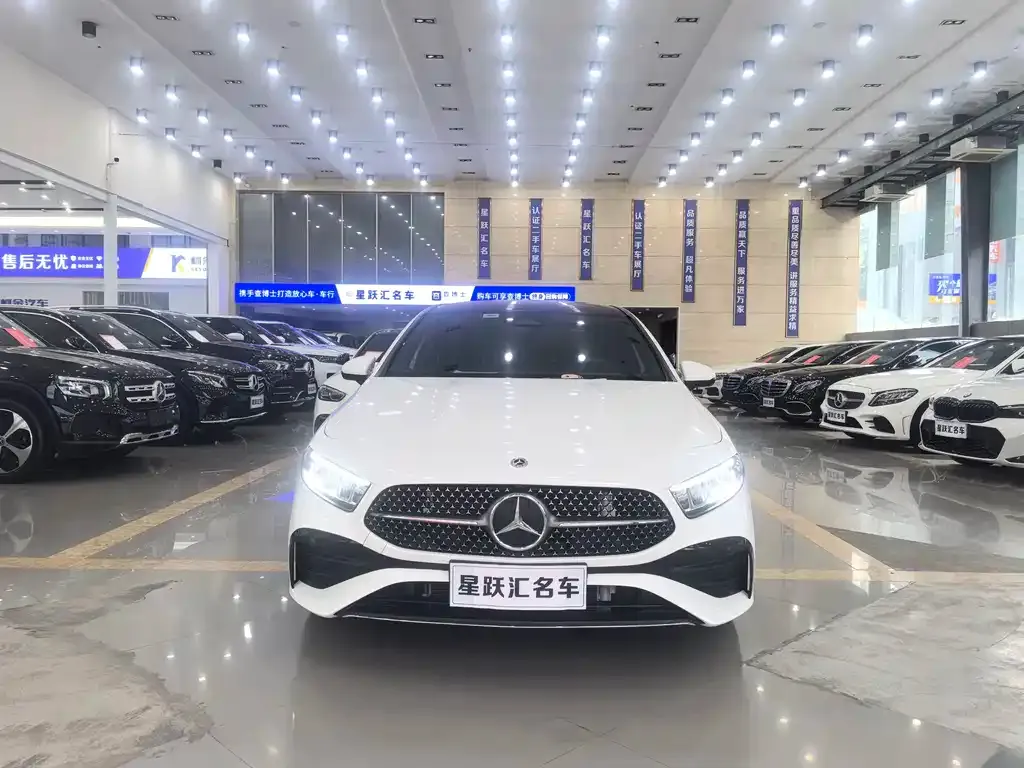 Mercedes-Benz A-Class — фото 10