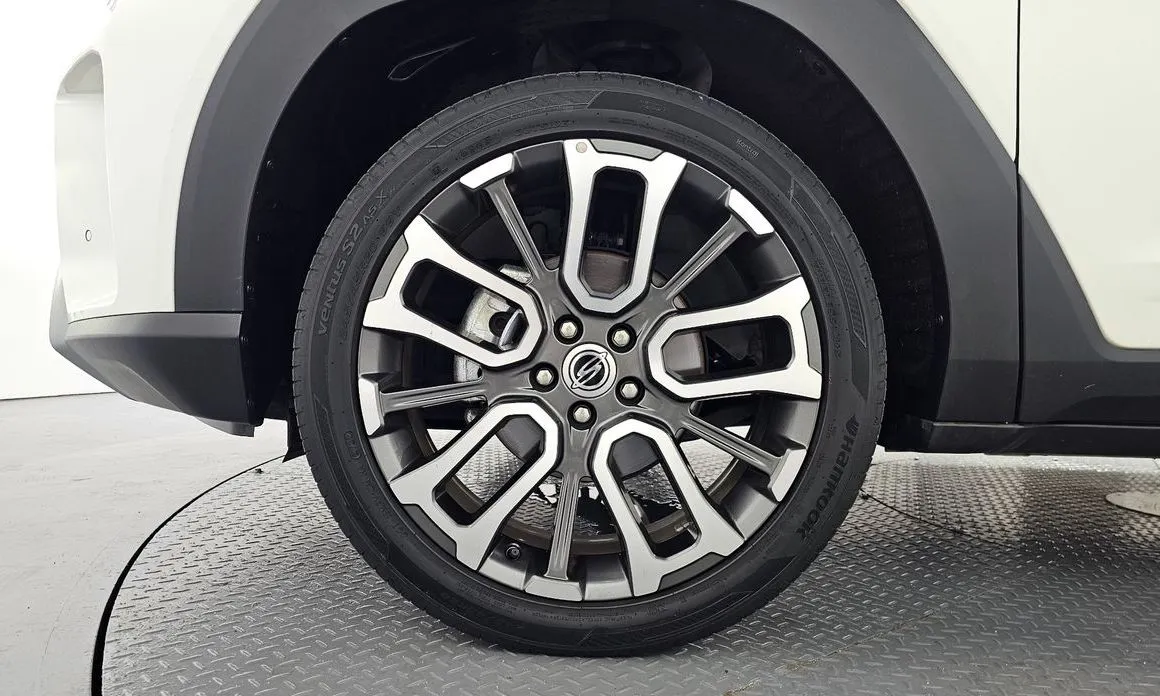 KG Mobility (Ssangyong) Torres — фото 8