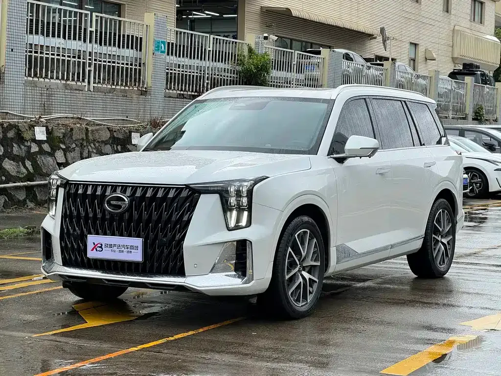 GAC Motor Trumpchi GS8 — фото 1