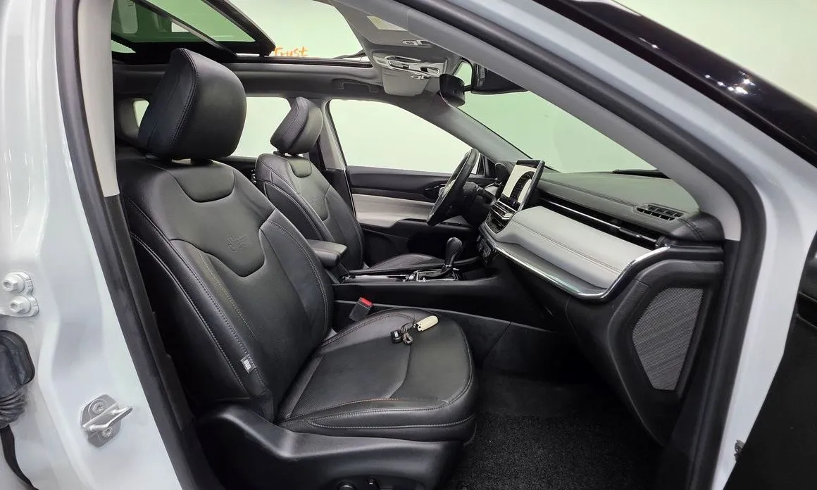 Jeep Compass — фото 3