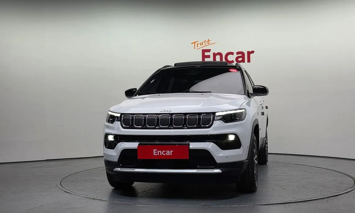 Jeep Compass — фото 6