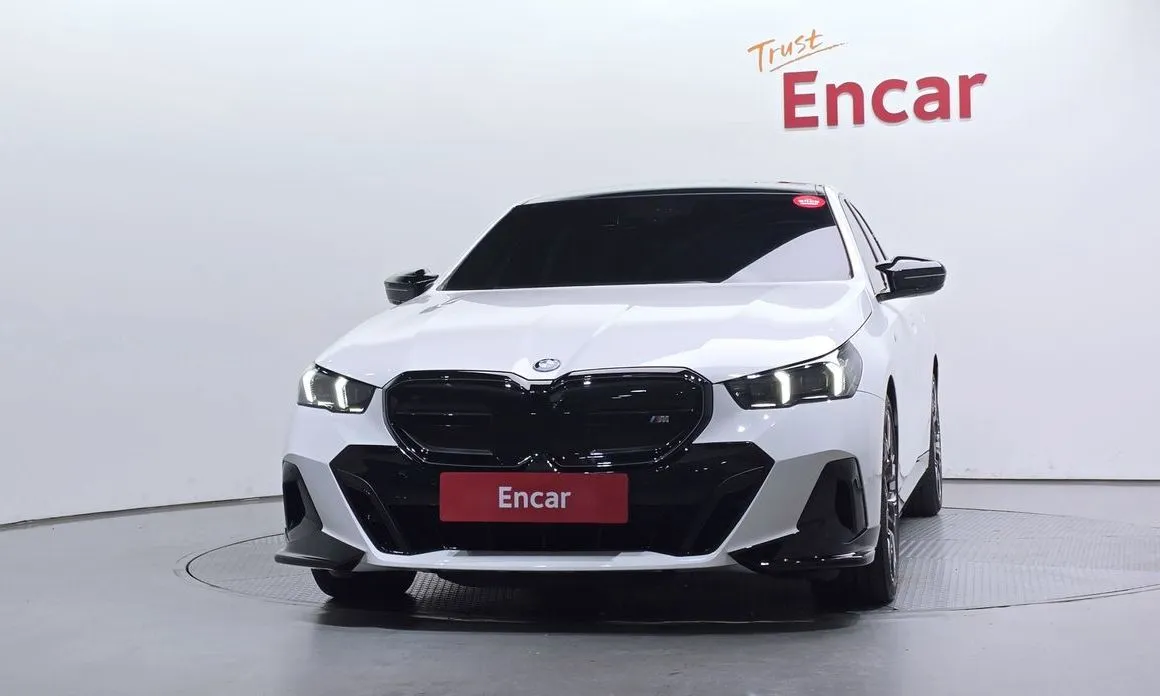 BMW i5 — фото 3