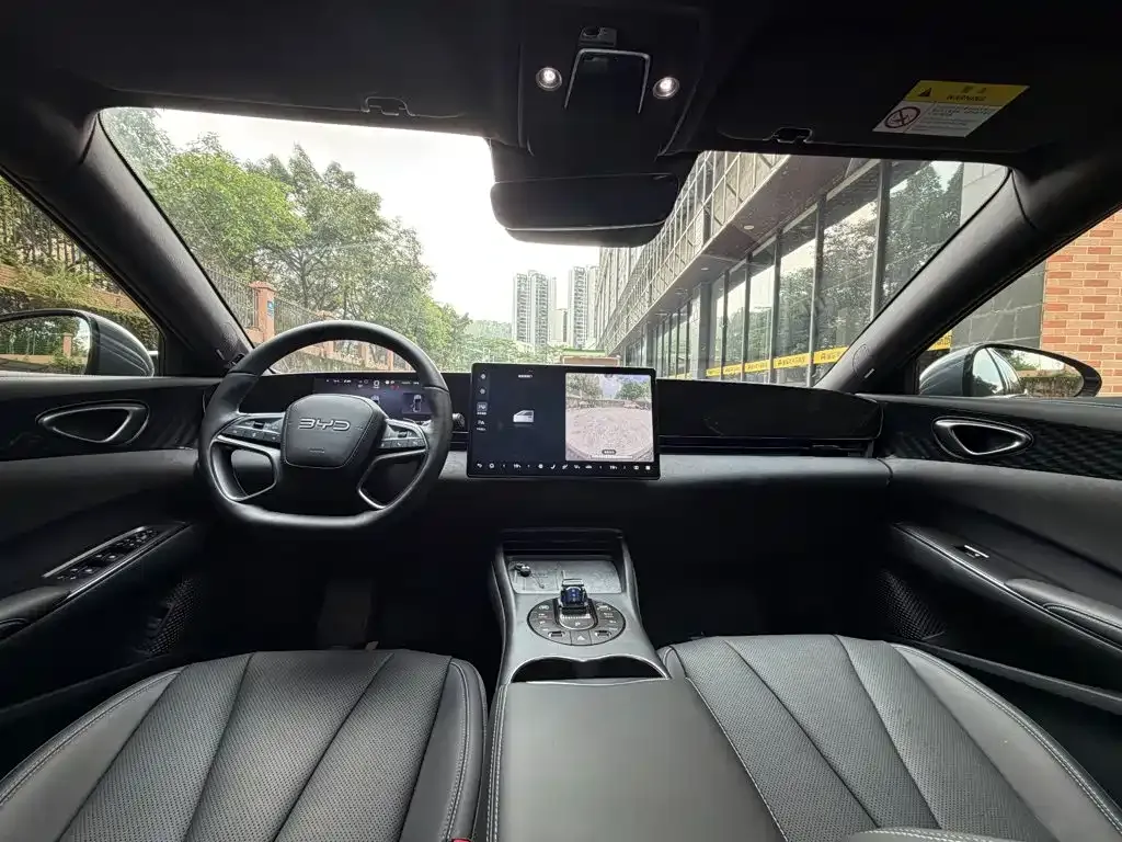 BYD Seal — фото 9