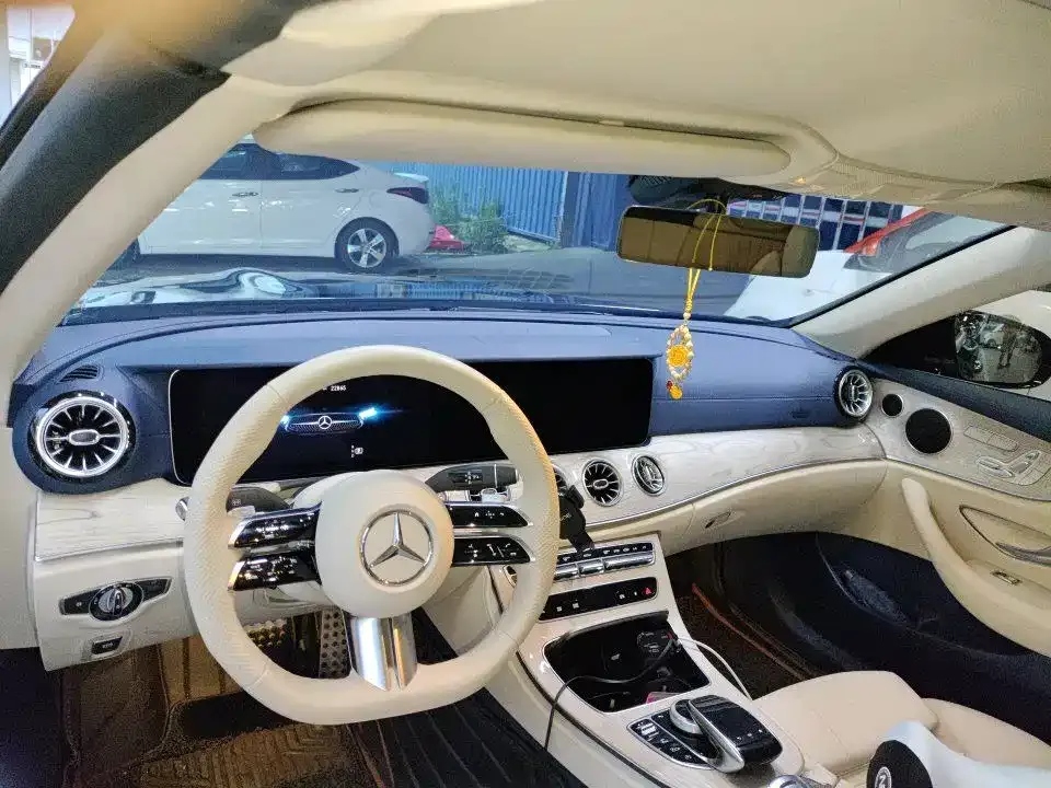 Mercedes-Benz E-Class (Import) — фото 4