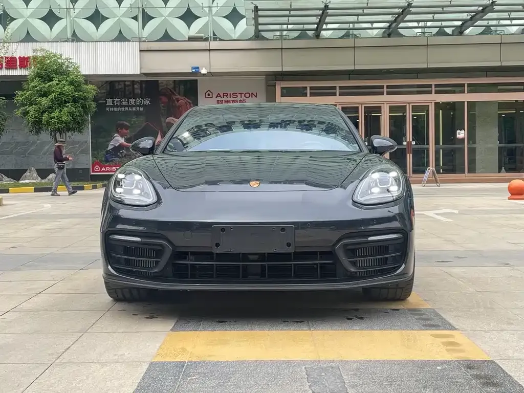 Porsche Panamera — фото 2