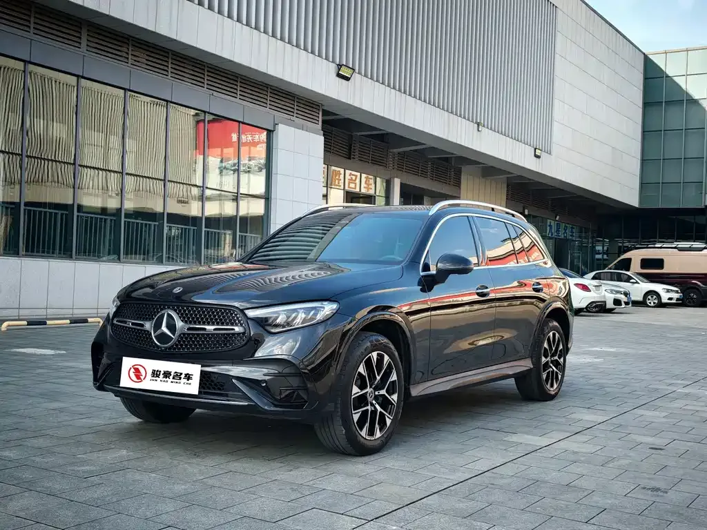 Mercedes-Benz GLC — фото 1