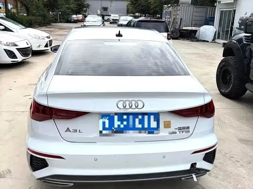 Audi A3 — фото 2