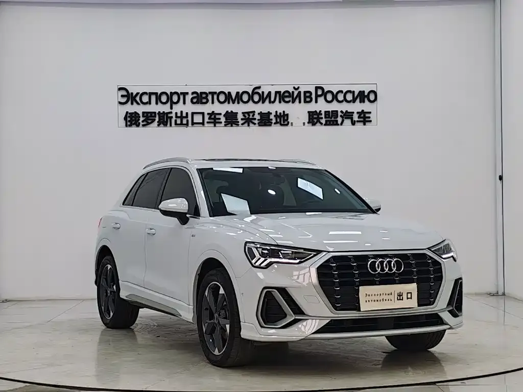 Audi Q3 — фото 4