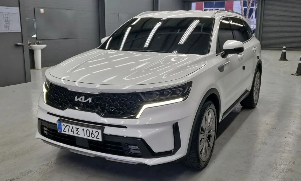 Kia Sorento — фото 1