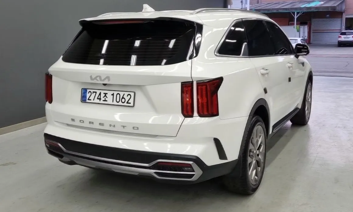Kia Sorento — фото 6