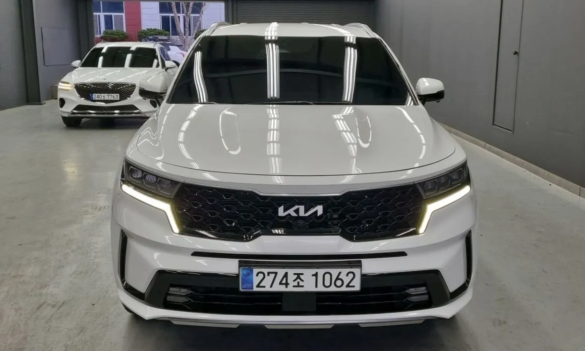 Kia Sorento — фото 9