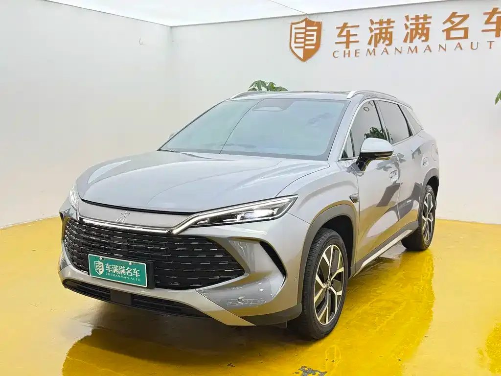 BYD L DM-i — фото 1