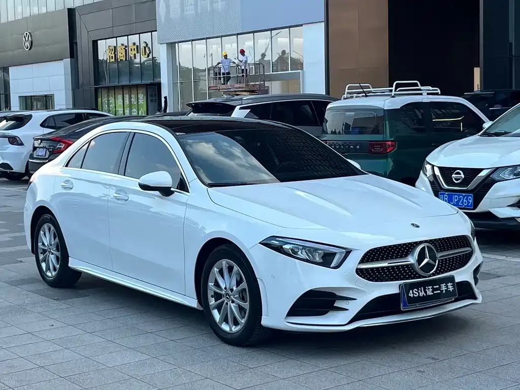 Mercedes-Benz A-Class — фото 6