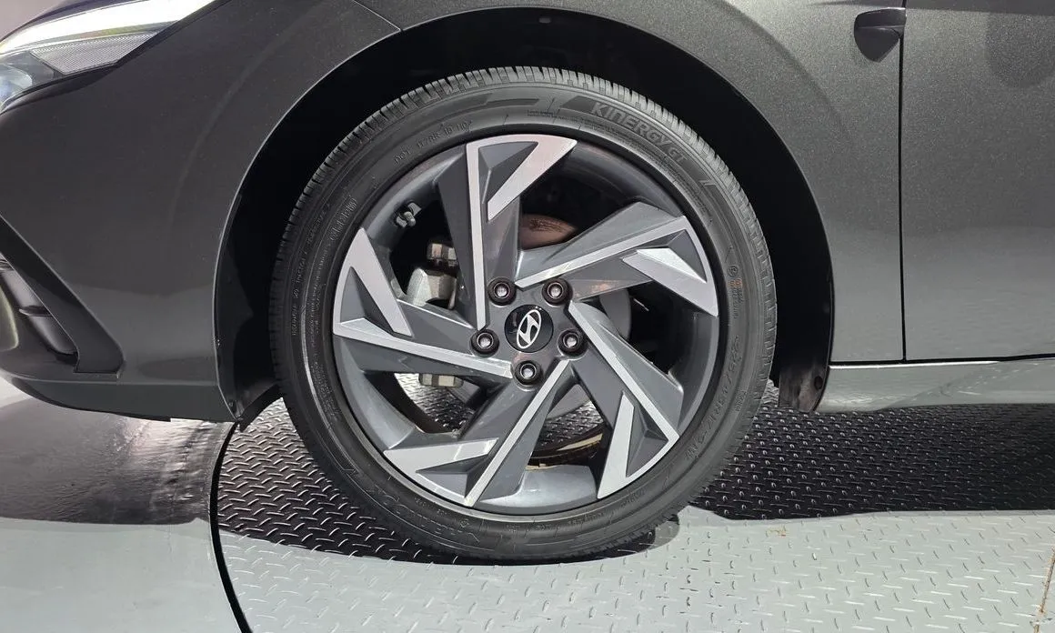 Hyundai AVANTE — фото 9