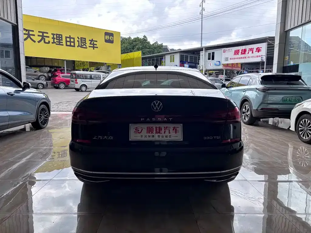 Volkswagen Passat — фото 4