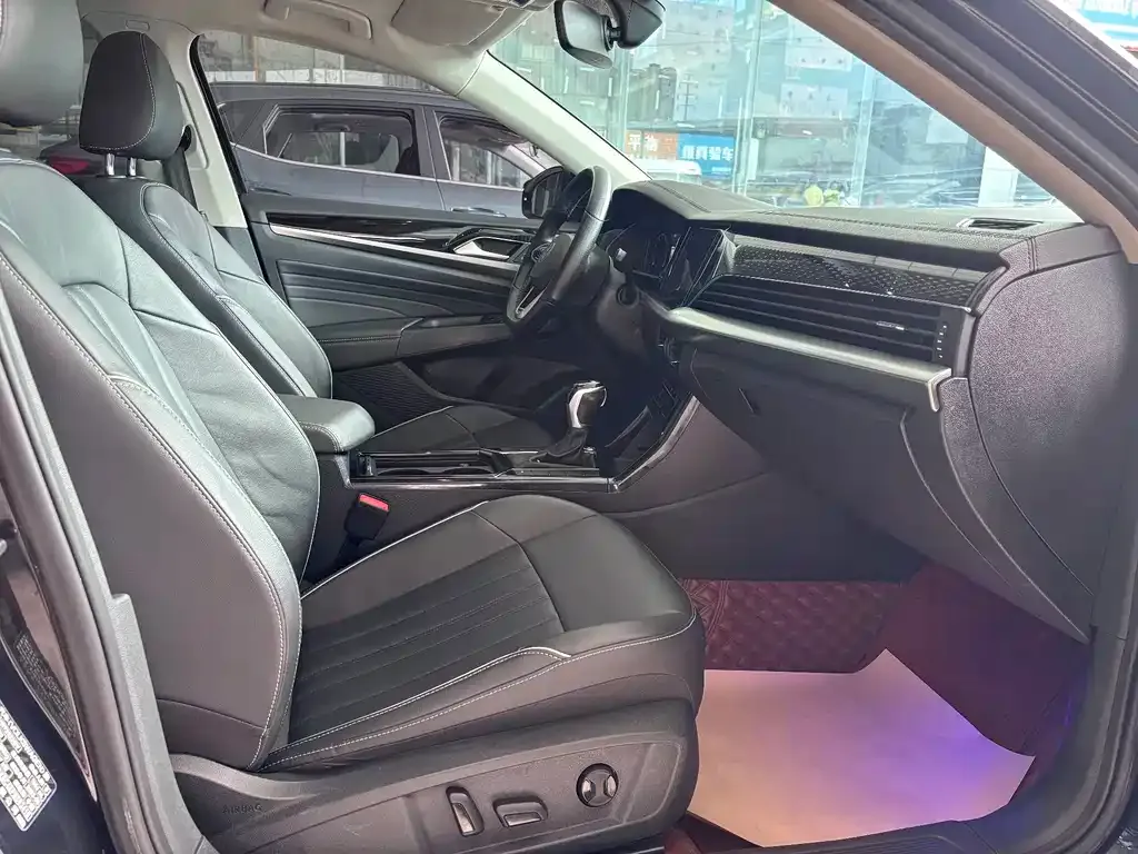 Volkswagen Passat — фото 3