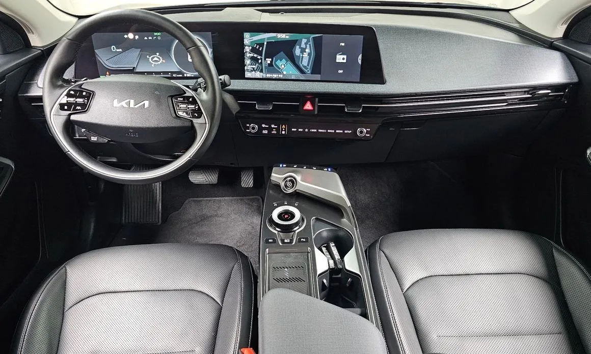 Kia EV6 — фото 10