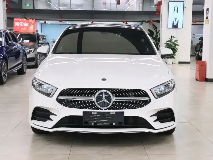Mercedes-Benz A-Class — фото 7