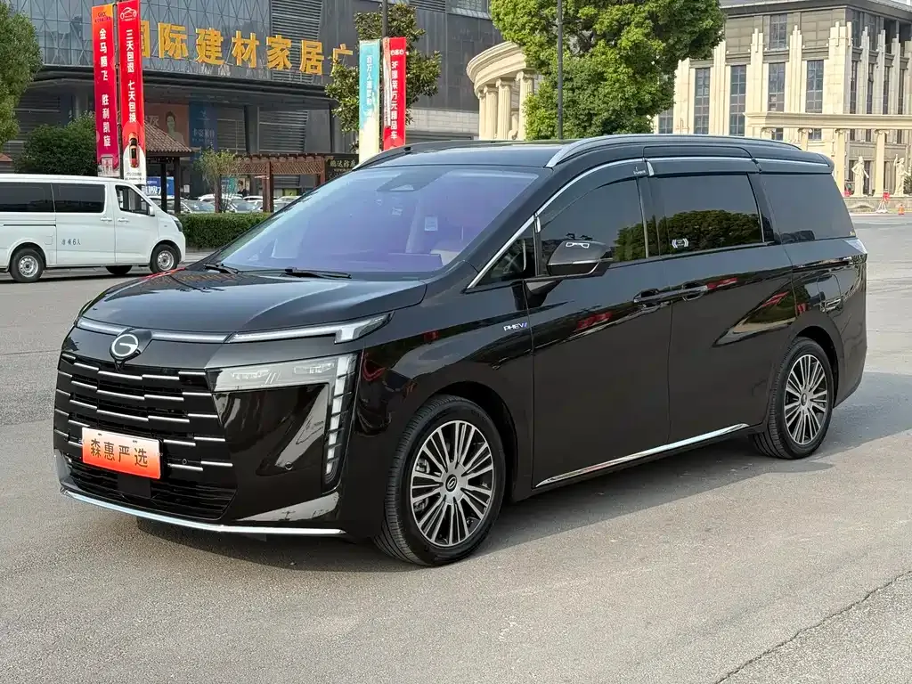 GAC Motor 传祺E8 PHEV — фото 1