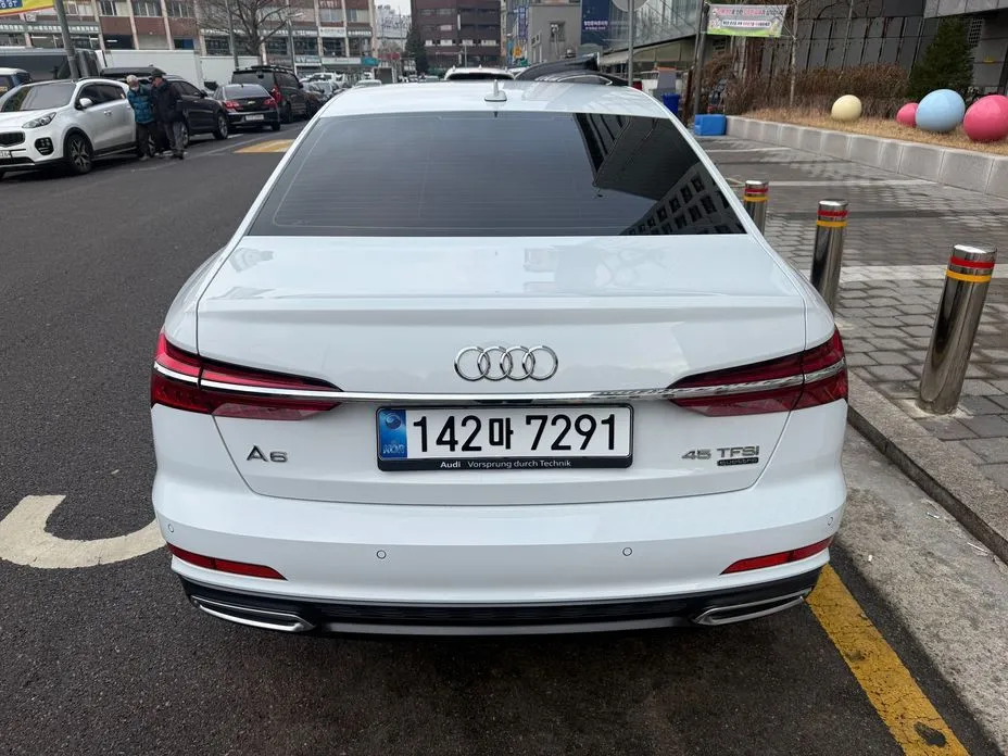 Audi A6 — фото 10