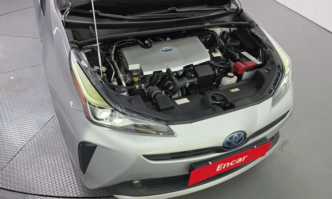 Toyota Prius — фото 10