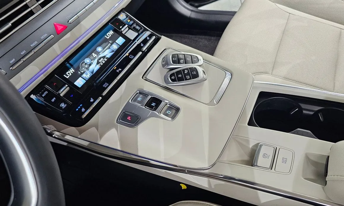 Hyundai Grandeur — фото 10