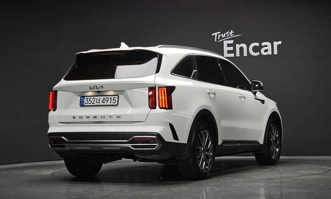 Kia Sorento — фото 4