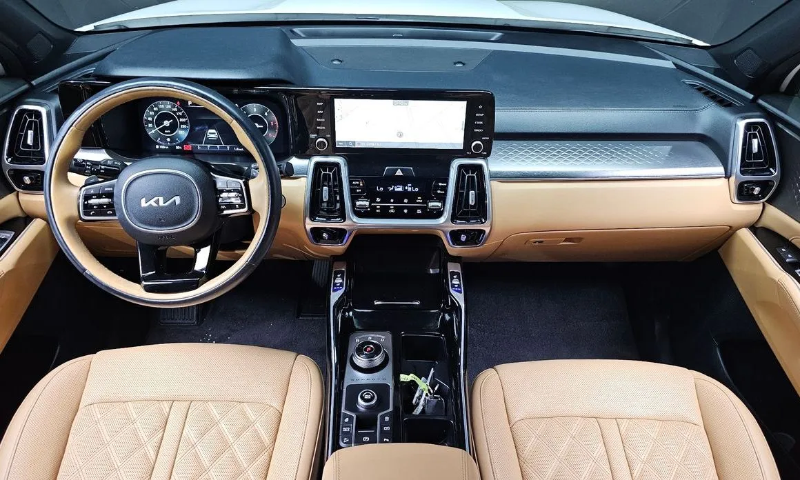 Kia Sorento — фото 9